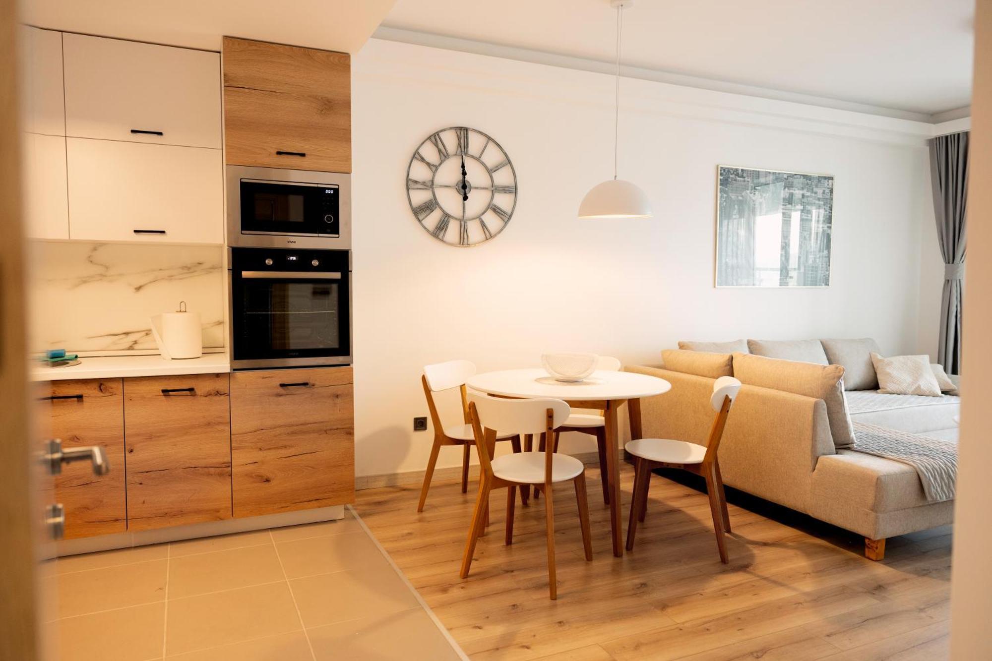 33Rd Floor Twin Apartments In Cevahir Sky City Complex With Pool, Spa, Fitness And Parking Included In Price スコピエ エクステリア 写真